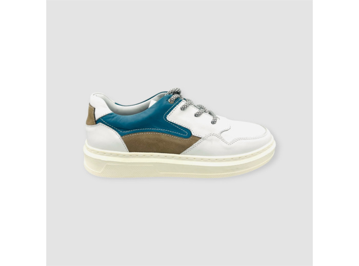 Friitala Nahkasneakerit 30€ (129€)