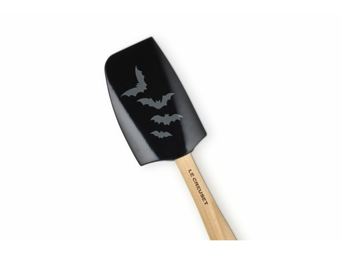Spatula with Bat Decoration