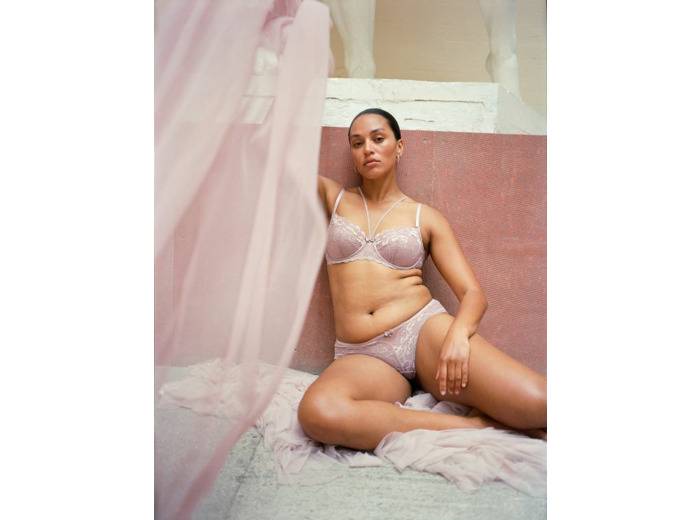 Fashion lingerie kausiväreistä extra -20%