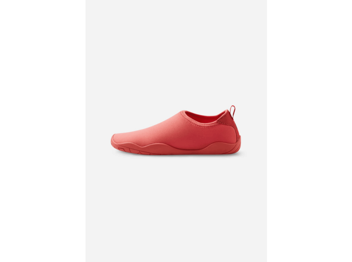Swimming shoes, Lean