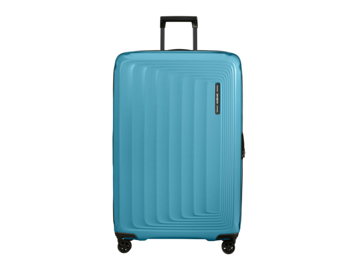 Nuon matkalaukku , 5 vuoden takuu. Polycarbonate