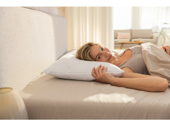 TEMPUR One Hug pillow