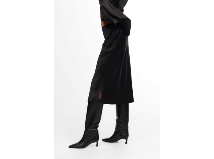 Form Skirt