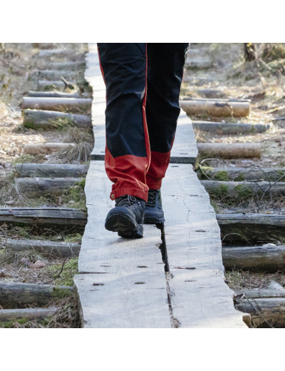 Halti ulkoilukenkiä 30€