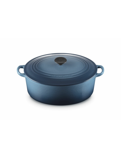 Classic Oval Cast Iron Casserole
