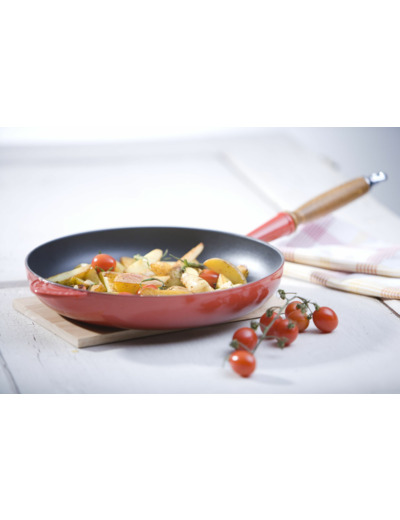 Cast Iron Frying Pan with Wooden Handle