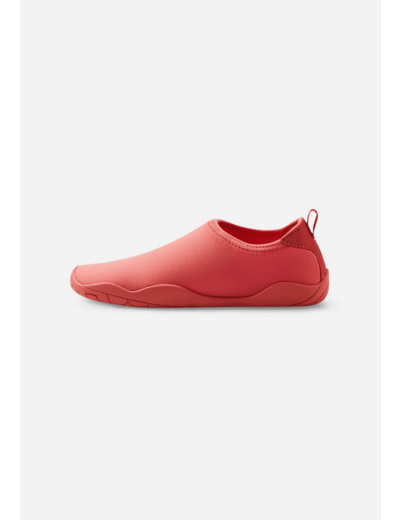 Swimming shoes, Lean