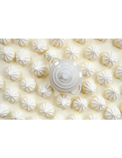 Le Creuset - Kaikki Cerise-väriset tuotteet -20% lisäalennus outlethinnasta