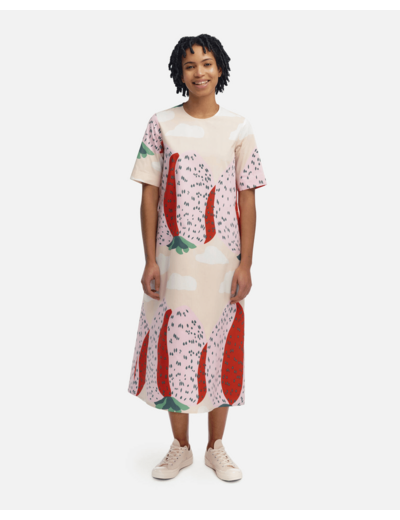 Kotelo Mansikkavuoret mekko