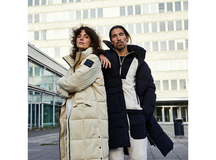 Halti toppatakki miehille ja naisille 140€