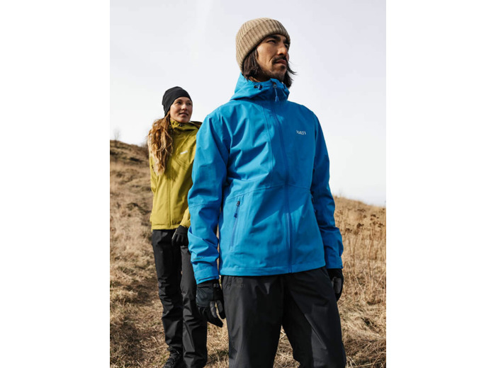 Halti takki miehille ja naisille 75€