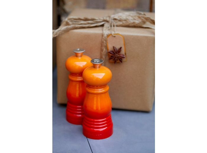 Classic Salt and Pepper Mill Set