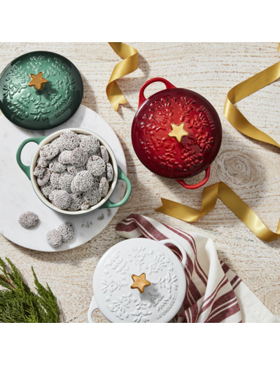 Stoneware Holly Petite Casserole