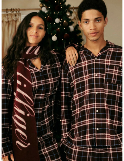 Sale at Tommy Hilfiger: up to 50% OFF Outlet Price