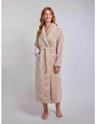 Lämpimät aamutakit edullisesti