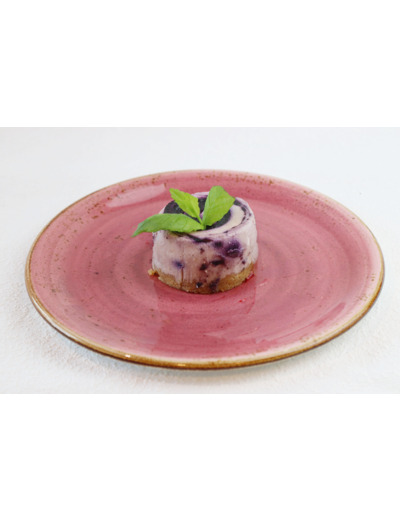 Mustikka-valkosuklaajuustokakku ja kahvi 2,90€