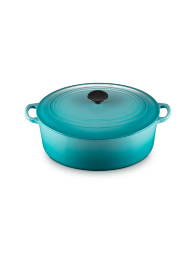 Classic Cast Iron Oval Casserole