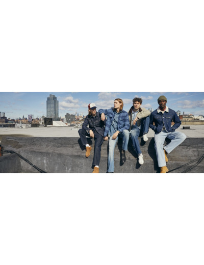 Friends offer; buy a jacket and get knit -30% off